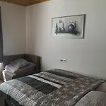 Balatonkenesei Vendeghaz Apartment Balatonkenese