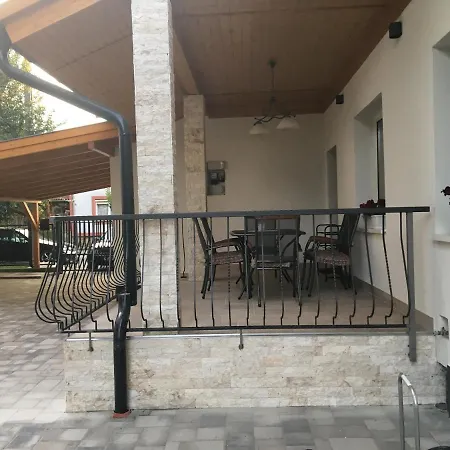 Balatonkenesei Appartement