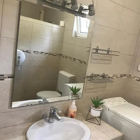 Balatonkenesei Vendeghaz Apartament Balatonkenese