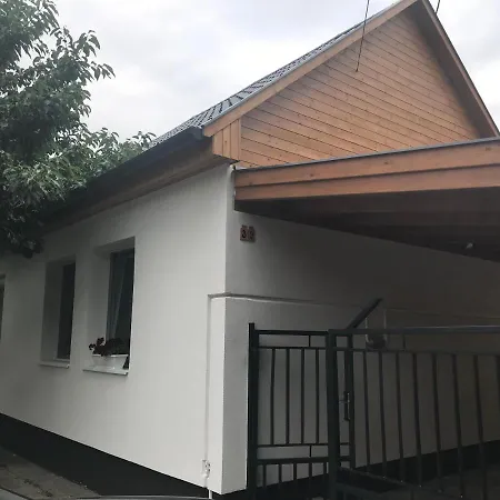 Balatonkenesei Vendeghaz