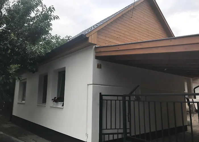 Balatonkenesei Vendeghaz